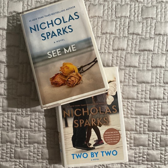 Nicholas Sparks Book Bundle 🌸 - Picture 1 of 4